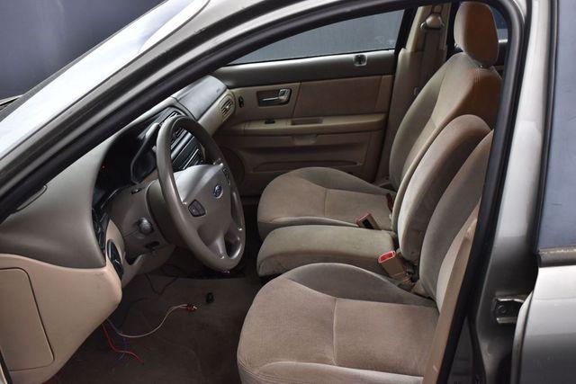 2002 Ford Taurus SES