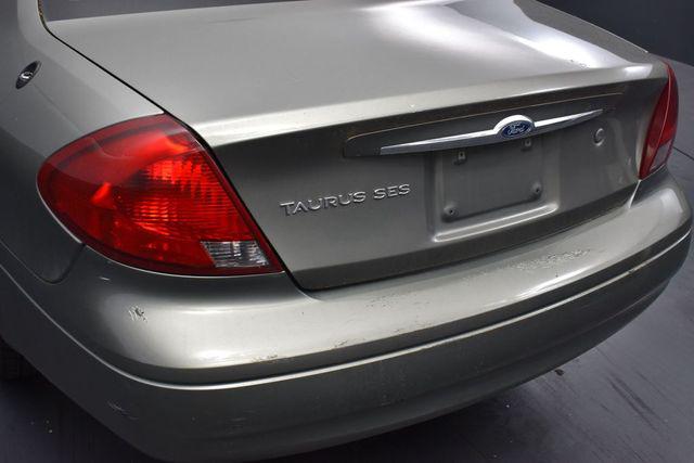 2002 Ford Taurus SES