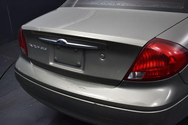 2002 Ford Taurus SES