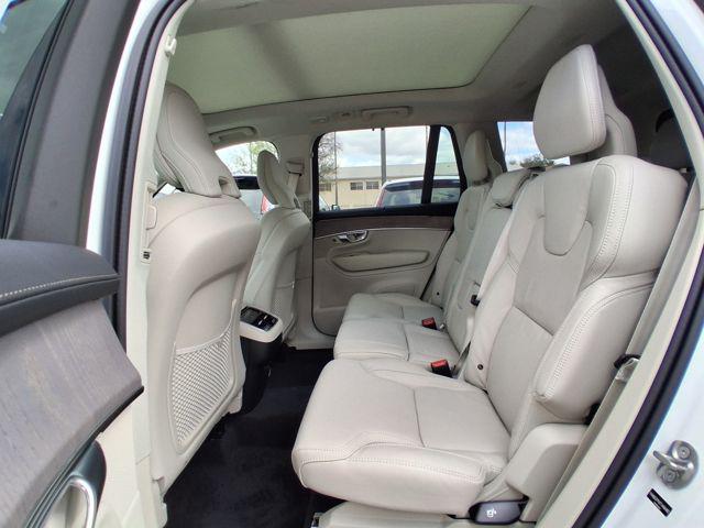 2026 Volvo XC90 Ultra, B6 AWD Gas (mild hybrid), Gasoline, Bright, 7 Seats
