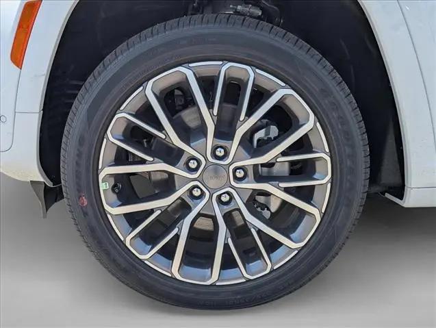 2026 Jeep Grand Cherokee L Summit 4x4