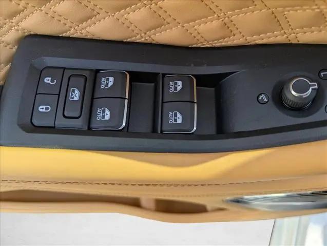 2026 Jeep Grand Cherokee L Summit 4x4