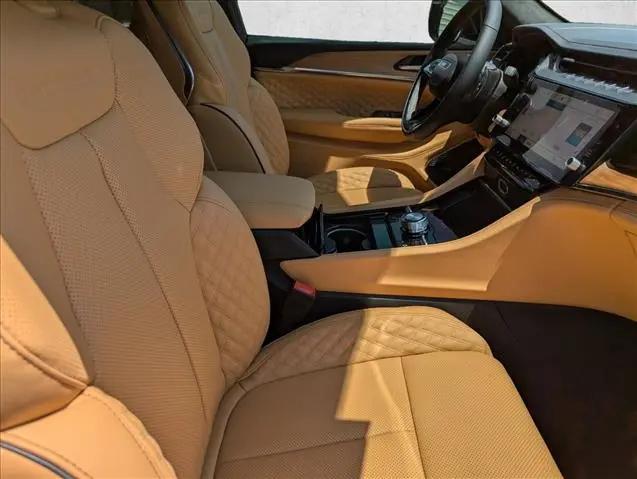 2026 Jeep Grand Cherokee L Summit 4x4