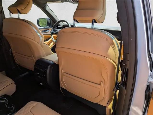 2026 Jeep Grand Cherokee L Summit 4x4