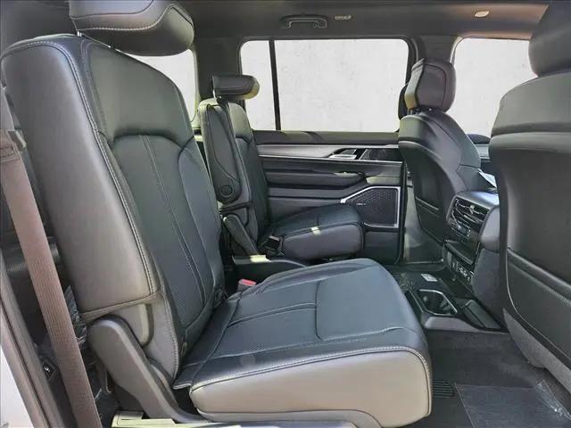 2026 Jeep Grand Wagoneer Upland 4x4