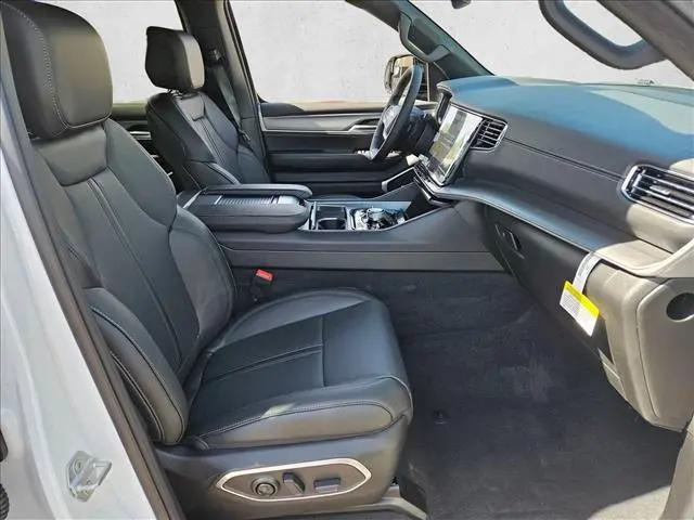 2026 Jeep Grand Wagoneer Upland 4x4