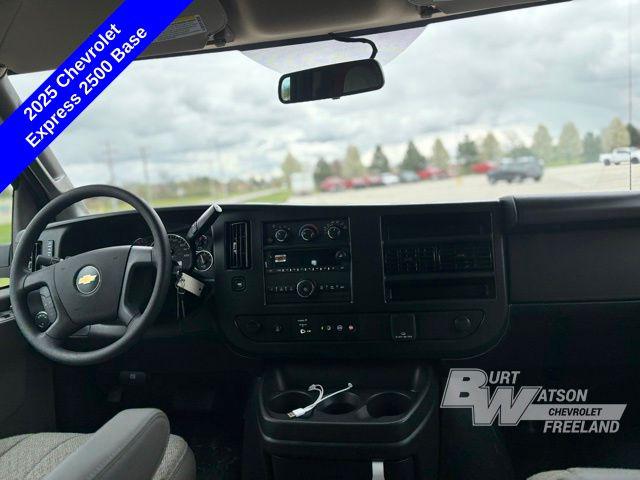 2025 Chevrolet Express Cargo Van RWD 2500 Extended Wheelbase WT