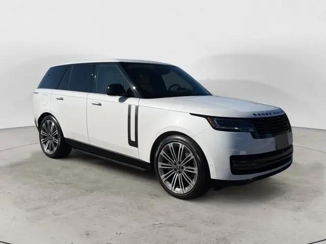 2024 Land Rover Range Rover P530 SE