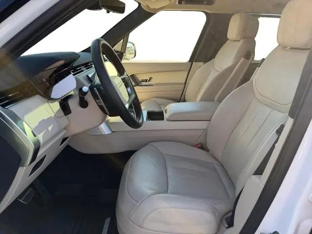 2024 Land Rover Range Rover P530 SE