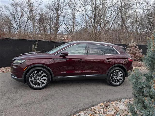 2022 Lincoln Nautilus Reserve