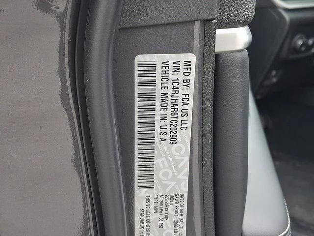 2026 Jeep Grand Cherokee Altitude 4x4