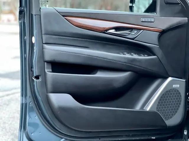 2019 Cadillac Escalade Premium Luxury