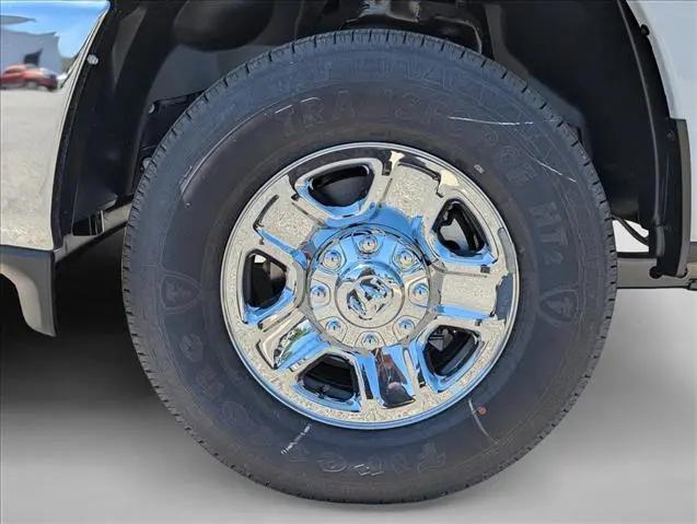 2026 Ram 2500 Tradesman Crew Cab 4x4 8' Box