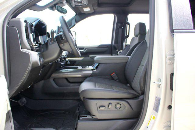 2026 Chevrolet Silverado 2500HD Crew Cab, Standard Bed, XR2, 4WD
