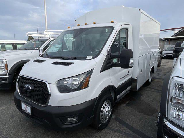 2025 Ford Transit Chassis T-350 11000 GVWR RWD