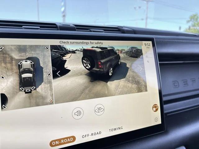 2022 Land Rover Defender 90 V8