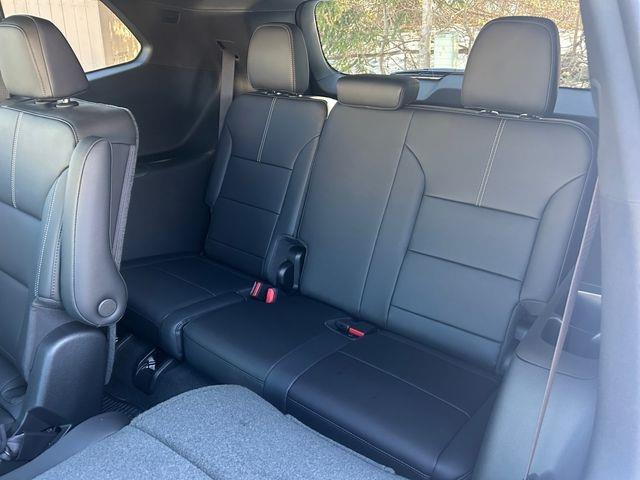 2026 GMC Acadia Elevation AWD