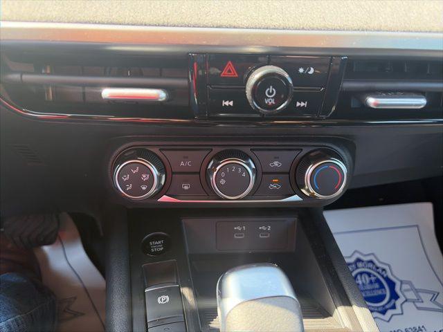 2026 Nissan Kicks S