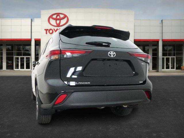 2026 Toyota Highlander Hybrid XLE