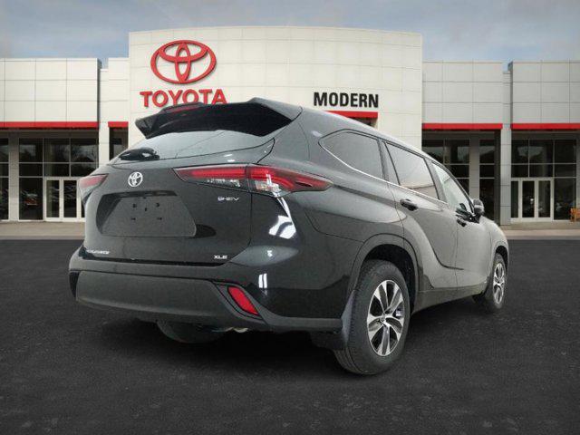 2026 Toyota Highlander Hybrid XLE