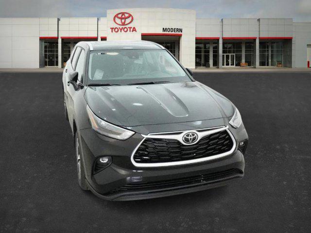 2026 Toyota Highlander Hybrid XLE