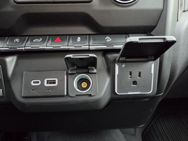2026 Chevrolet Silverado 1500 4WD Crew Cab Standard Bed Custom Trail Boss
