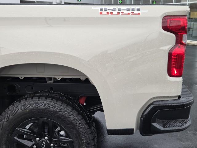 2026 Chevrolet Silverado 1500 4WD Crew Cab Standard Bed Custom Trail Boss