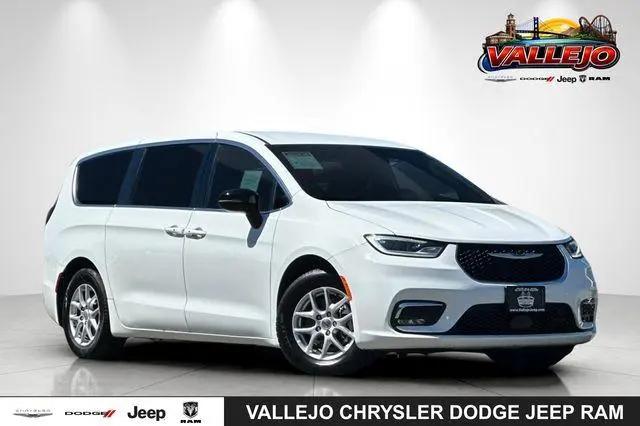 2025 Chrysler Pacifica Select for sale in Vallejo, CA