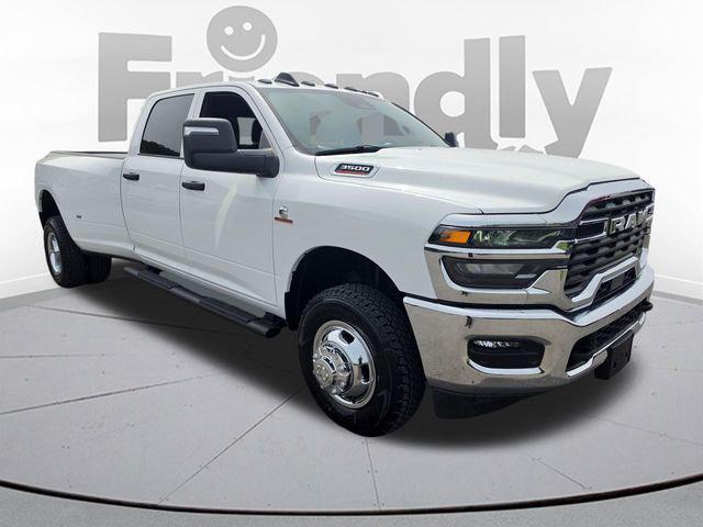 2026 RAM Ram 3500 RAM 3500 TRADESMAN CREW CAB 4X4 8 BOX