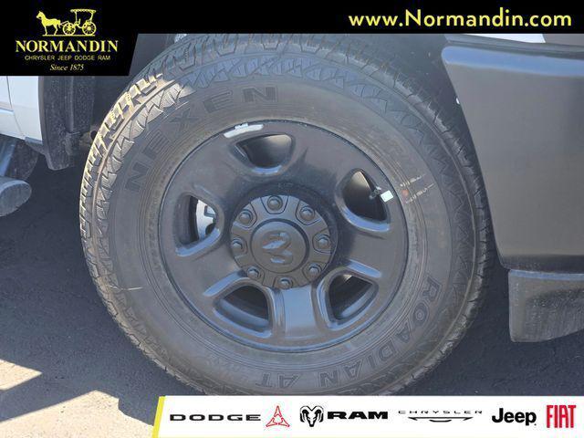 2026 RAM Ram 3500 Chassis Cab RAM 3500 TRADESMAN CREW CAB CHASSIS 4X2 60 CA 2026 RAM Ram 3500 Chassis Cab RAM 3500 TRADESMAN CREW CAB CHASSIS 4X2 60 CA