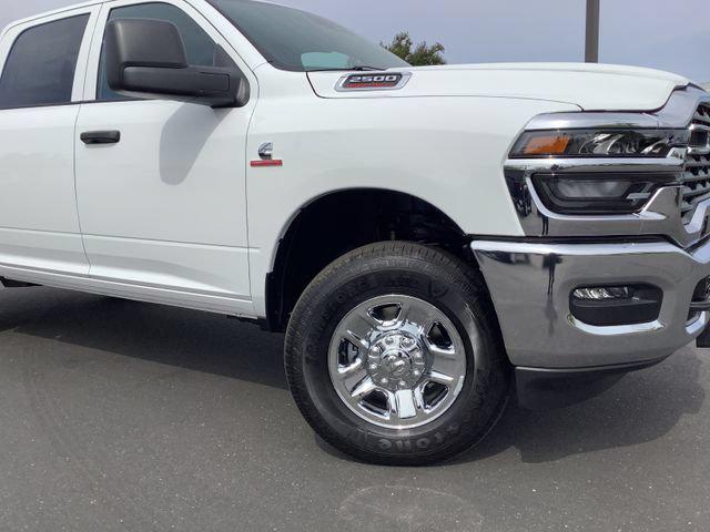 2026 Ram 2500 Tradesman Crew Cab 4x4 64 Box