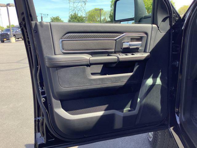2026 Ram 2500 Big Horn Crew Cab 4x4 64 Box