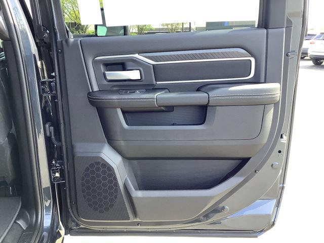 2026 Ram 2500 Big Horn Crew Cab 4x4 64 Box