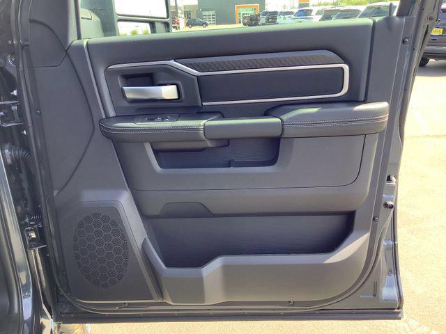 2026 Ram 2500 Big Horn Crew Cab 4x4 64 Box
