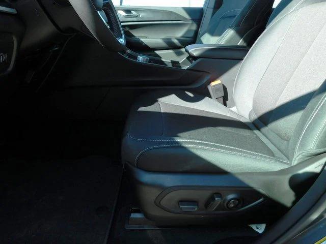 2026 Jeep Grand Cherokee Laredo 4x2