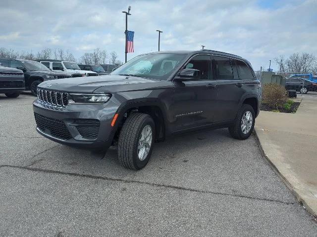 2026 Jeep Grand Cherokee Altitude 4x4