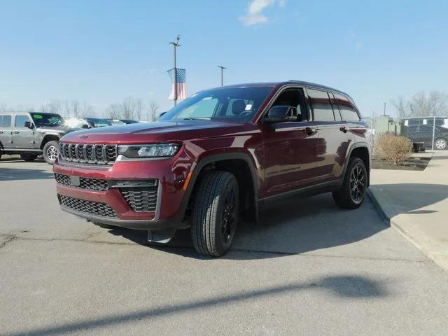 2026 Jeep Grand Cherokee Altitude 4x4