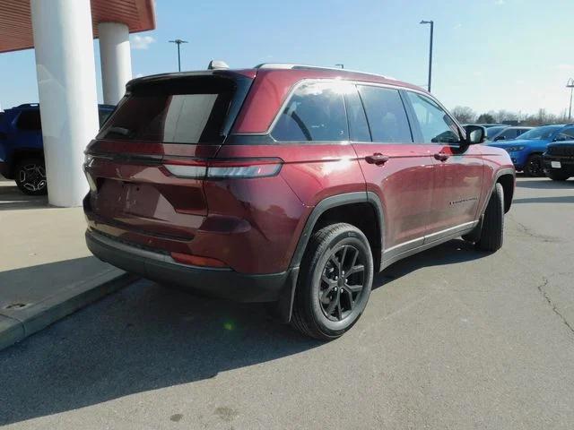 2026 Jeep Grand Cherokee Altitude 4x4