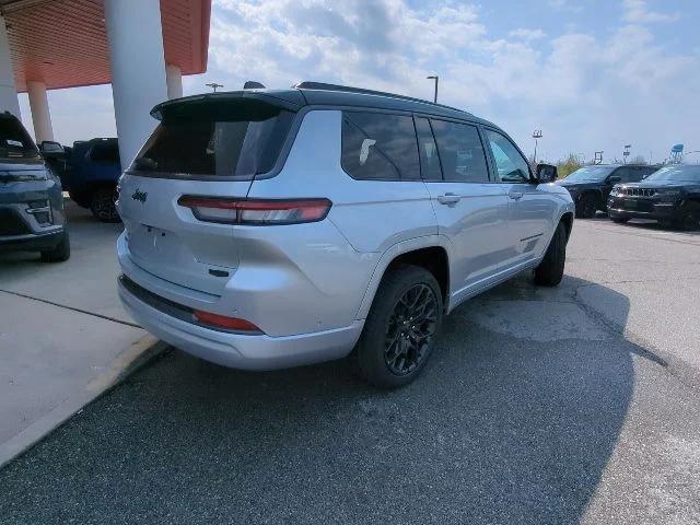 2026 Jeep Grand Cherokee Summit 4x4