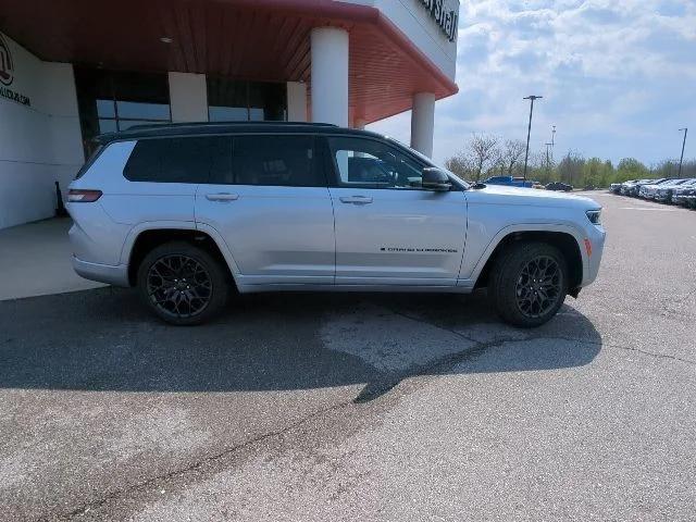2026 Jeep Grand Cherokee Summit 4x4