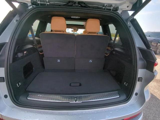 2026 Jeep Grand Cherokee Summit 4x4