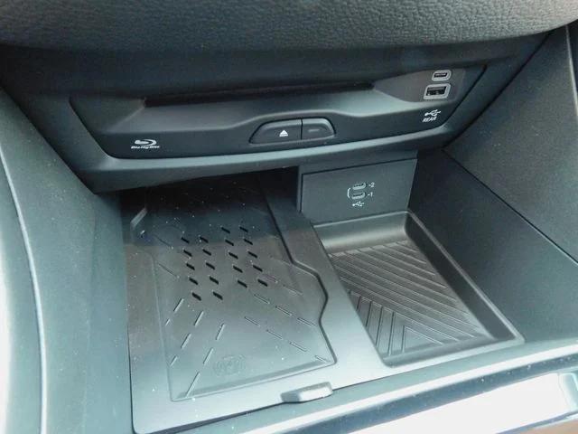 2026 Chrysler Pacifica Pinnacle AWD