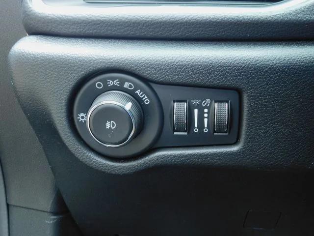 2026 Chrysler Pacifica Pinnacle AWD