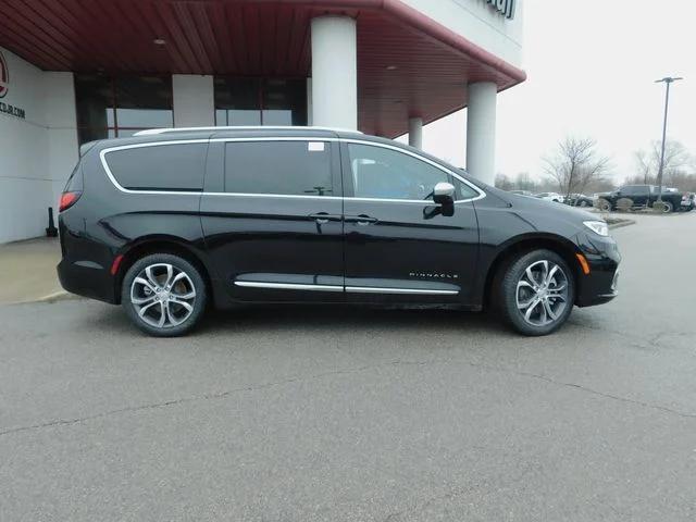 2026 Chrysler Pacifica Pinnacle AWD