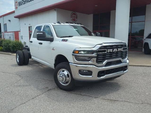 2026 RAM 3500 Chassis RAM 3500 TRADESMAN CREW CAB CHASSIS 4X4 60 CA