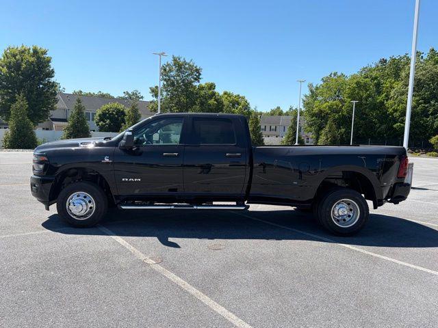 2026 RAM 3500 RAM 3500 BIG HORN CREW CAB 4X4 8 BOX