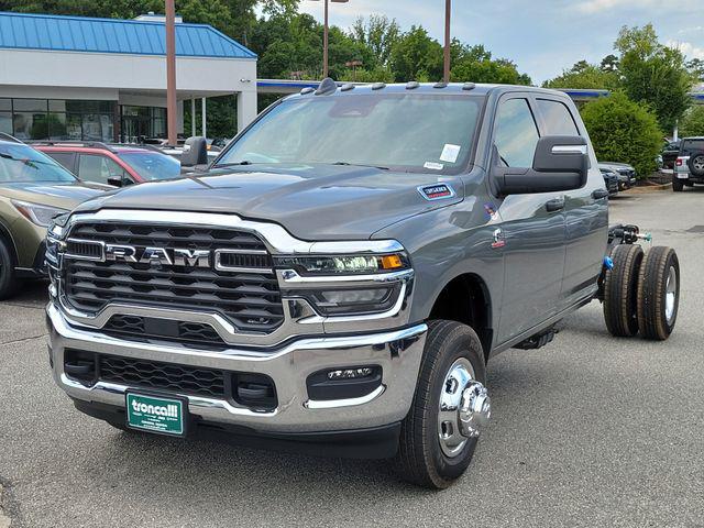 2026 RAM 3500 Chassis RAM 3500 TRADESMAN CREW CAB CHASSIS 4X4 60 CA