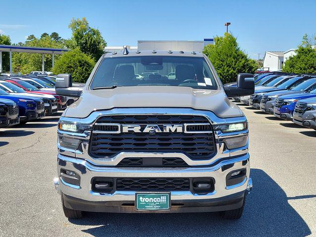 2026 RAM 3500 Chassis RAM 3500 TRADESMAN CREW CAB CHASSIS 4X4 60 CA 2026 RAM 3500 Chassis RAM 3500 TRADESMAN CREW CAB CHASSIS 4X4 60 CA