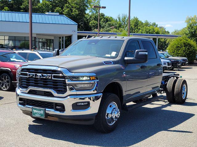 2026 RAM 3500 Chassis RAM 3500 TRADESMAN CREW CAB CHASSIS 4X4 60 CA 2026 RAM 3500 Chassis RAM 3500 TRADESMAN CREW CAB CHASSIS 4X4 60 CA