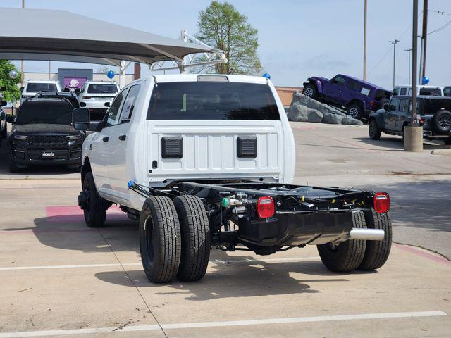 2026 RAM Ram 3500 Chassis Cab RAM 3500 TRADESMAN CREW CAB CHASSIS 4X4 60 CA